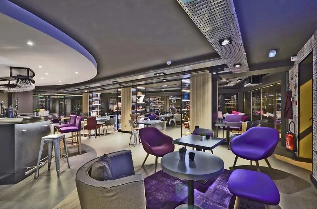 Campanile Lyon Centre - Gare Perrache - Confluence Hotel 3*,