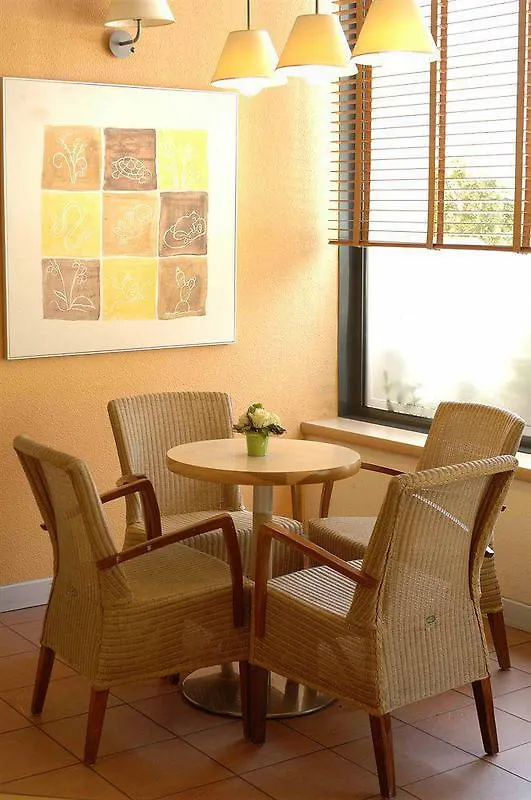 Campanile Lyon Centre - Gare Perrache - Confluence Hotel 3*,